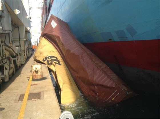 GERNER MAERSK发生事故，五个集装箱全部损坏