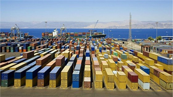 SCFI：集装箱海运费稳定，但尽管旺季到来，运营商仍在减产