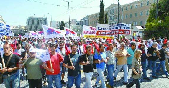 西班牙港口工人继续举行大罢工 西班牙港口工人继续举行大罢工