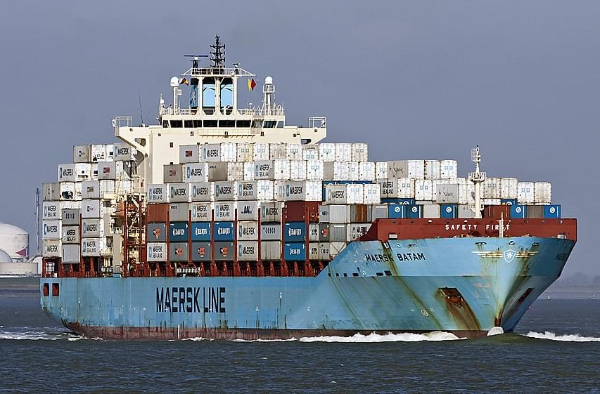 集装箱船MAERSK BATAM藏毒品，主要船员被捕