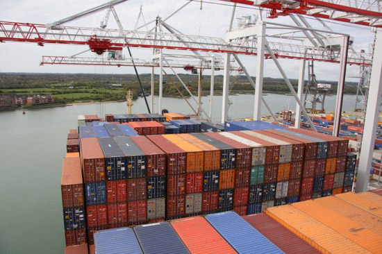 SCFI：集装箱海运即期海运费随着旺季临近而上涨