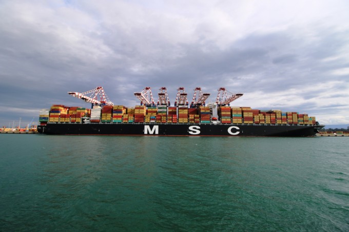 MSC和达飞轮船将升级21艘集装箱船到“超大型船”