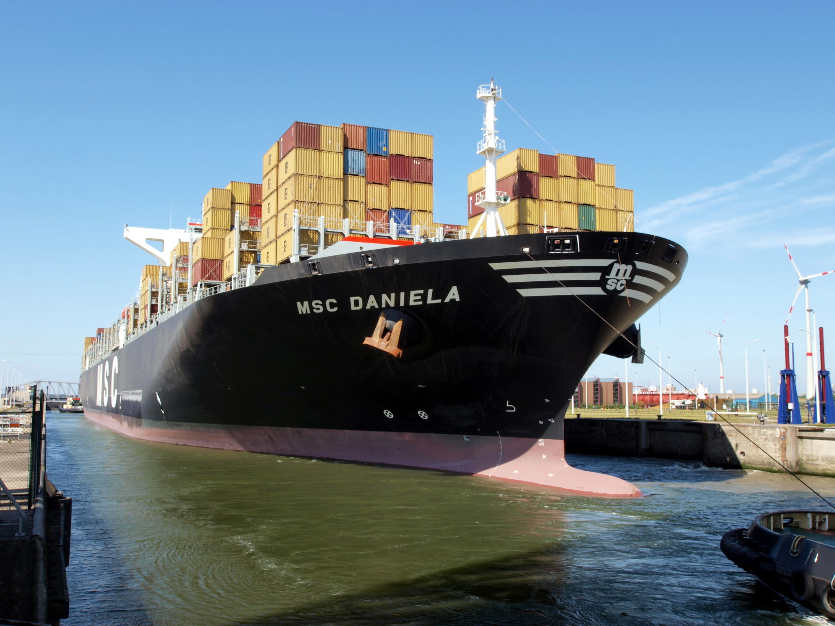超大型集装箱船可能对扩建后的巴拿马运河构成威胁