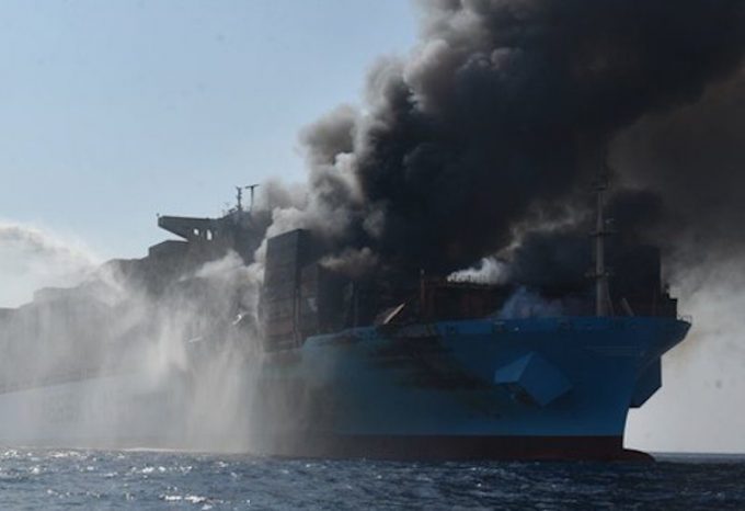 Maersk Honam火灾：货主们仍在等待集装箱和共同海损消息