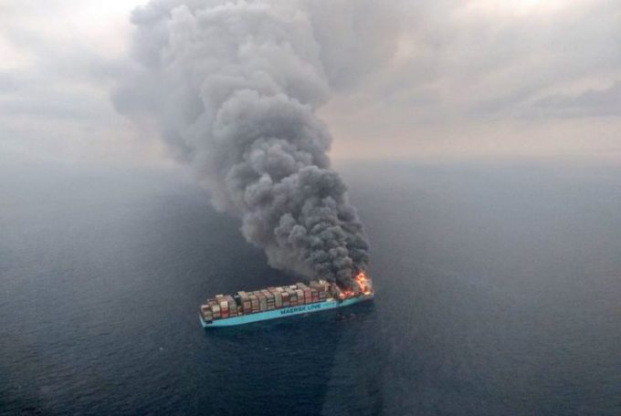 MSC：Maersk Honam被拖至迪拜，消防工作仍在继续