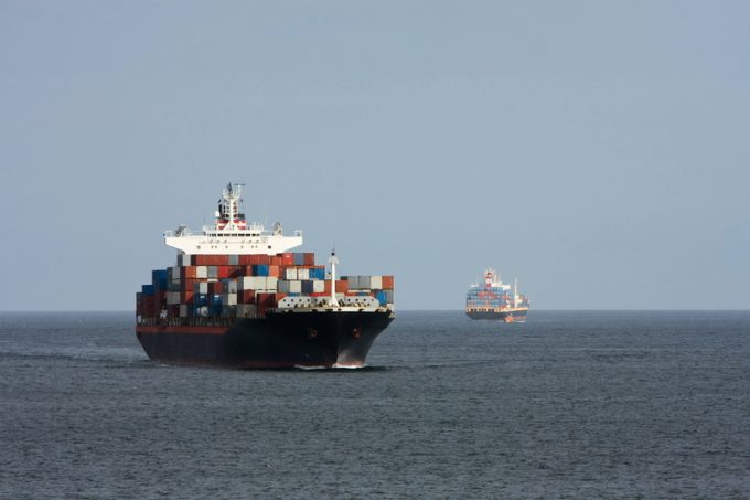 集装箱船租赁短缺可能迫使航运公司搁置新的服务