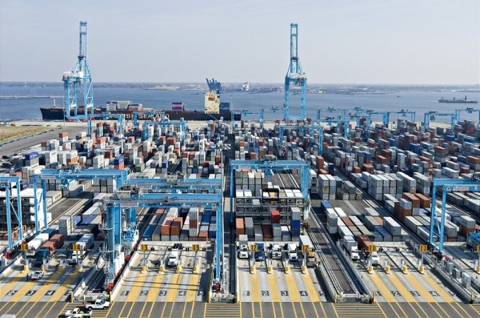 数字化供应链的运营商和港口的缺点